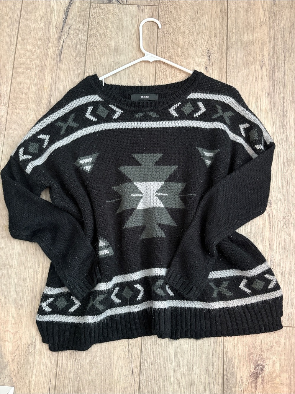 Forever 21 Black & Gray Aztec Crewneck Sweater
